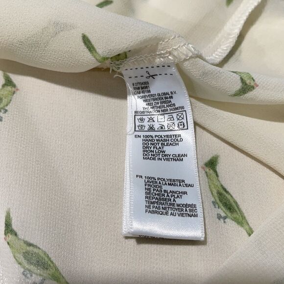 𝅺forever21 Sheer Parrot Print Blouse Sz S - Picture 13 of 13